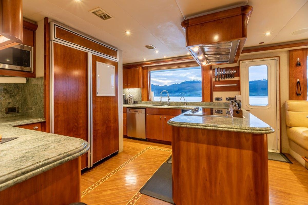 2002 Westport 130 