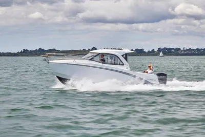 2023 Beneteau Antares 7