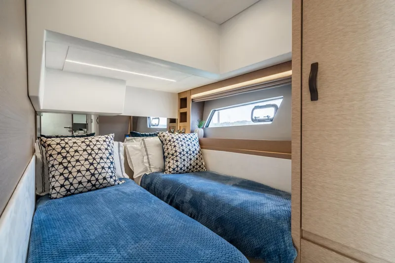 Yore Amuche Yacht Photos Pics 