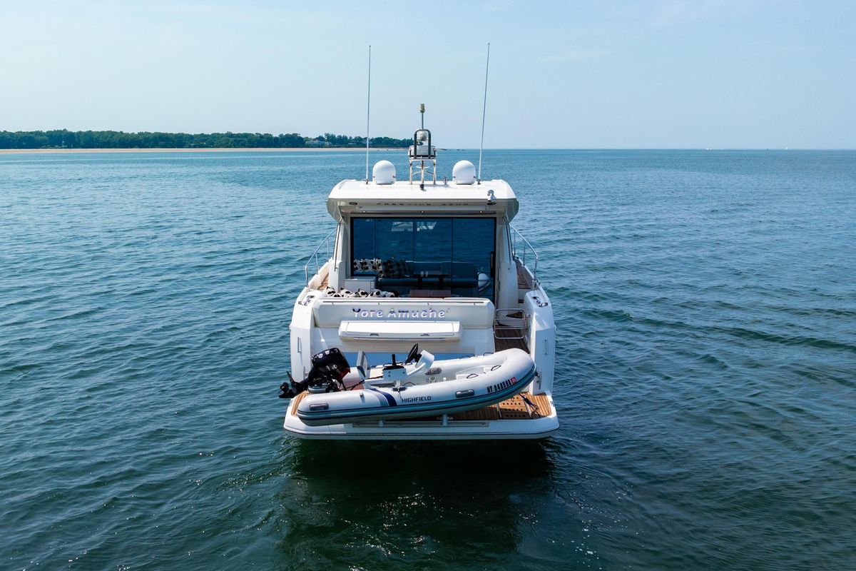 2019 Prestige 52 