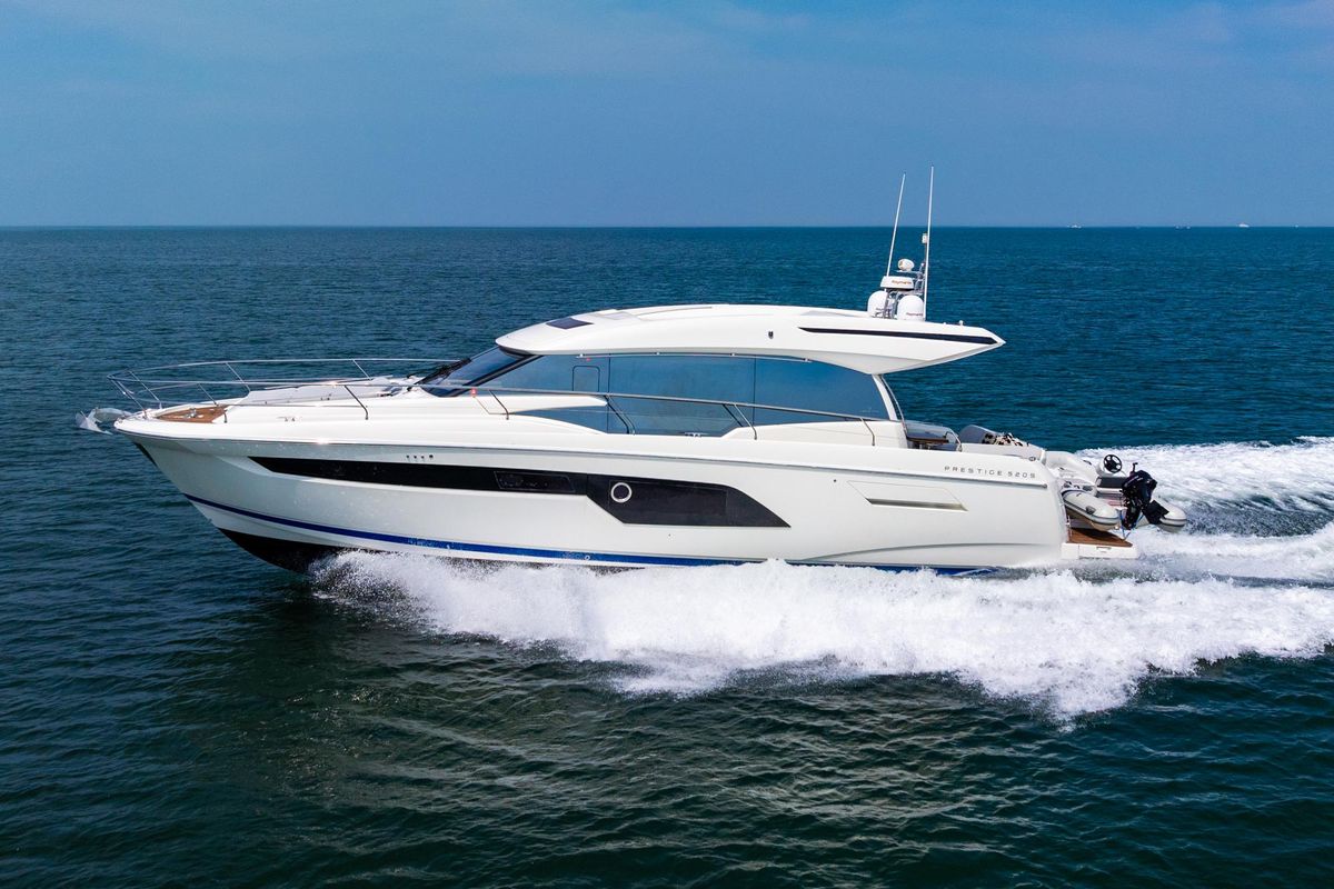 2019 Prestige 52 