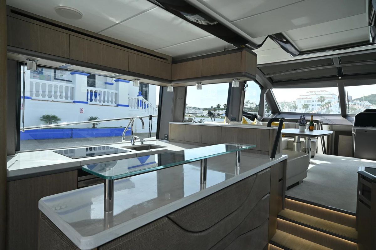 2021 Galeon 72 