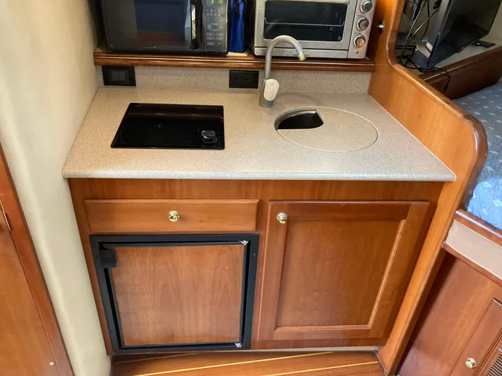 Alibi Yacht Photos Pics 