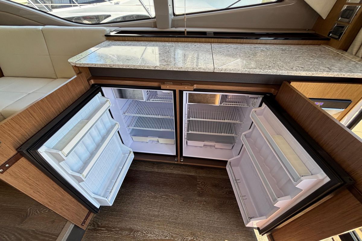 2018 Sea Ray 46 