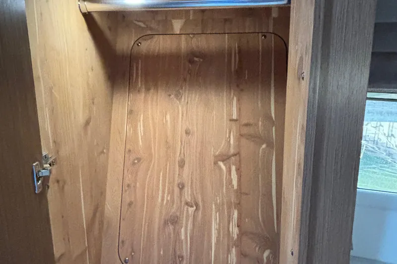 Cop Out II Yacht Photos Pics Wooden interior cabinet inside 2018 Sea Ray Sundancer 460 yacht.