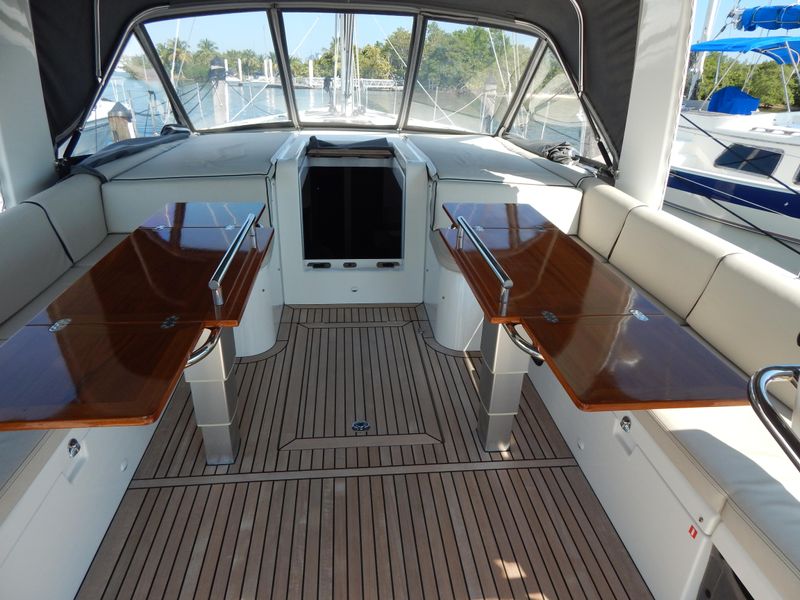 2021 Beneteau Oceanis Yacht 54