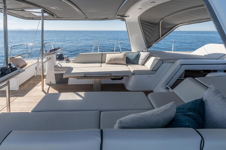 2021 Beneteau Oceanis Yacht 54