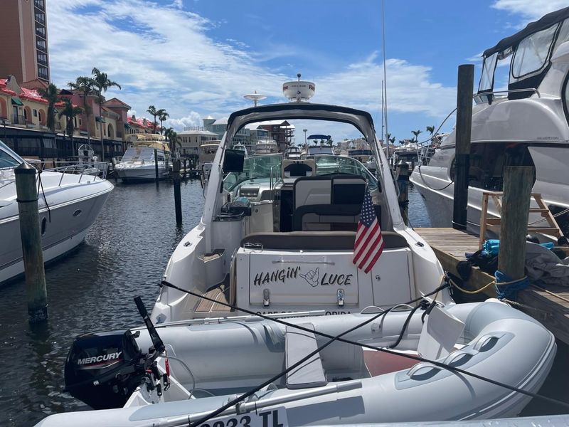 2014 Sea Ray 330 Sundancer INBOARD V DRIVES