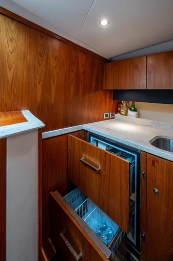 Wahoo Yacht Photos Pics 