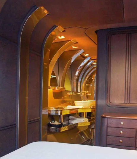 Syl Yacht Photos Pics 