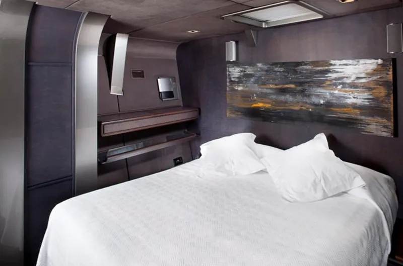 Syl Yacht Photos Pics 