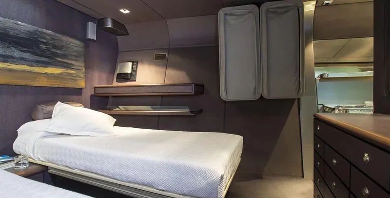 Syl Yacht Photos Pics 