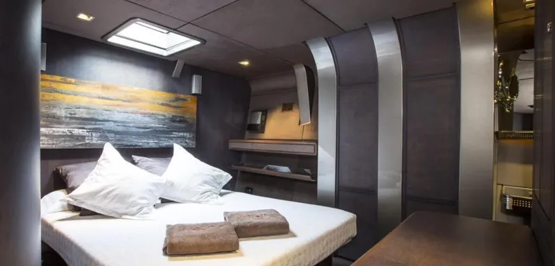 Syl Yacht Photos Pics 