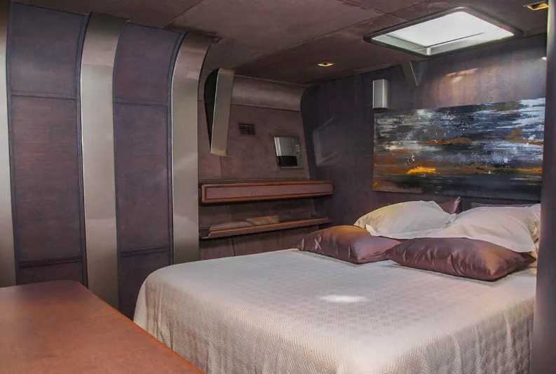 Syl Yacht Photos Pics 