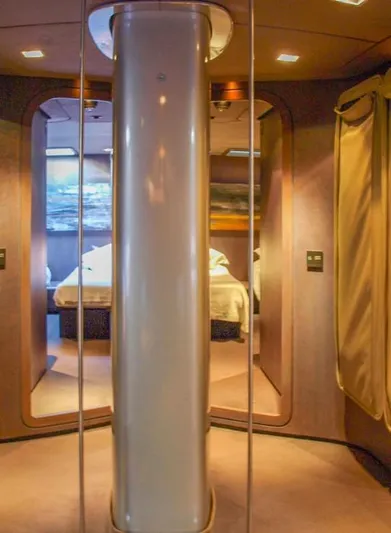 Syl Yacht Photos Pics 