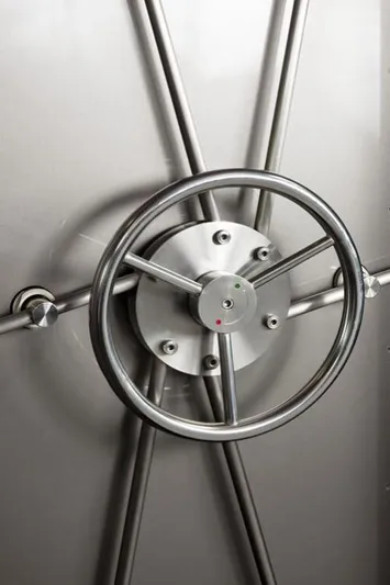 Syl Yacht Photos Pics 