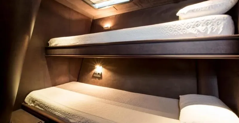 Syl Yacht Photos Pics 