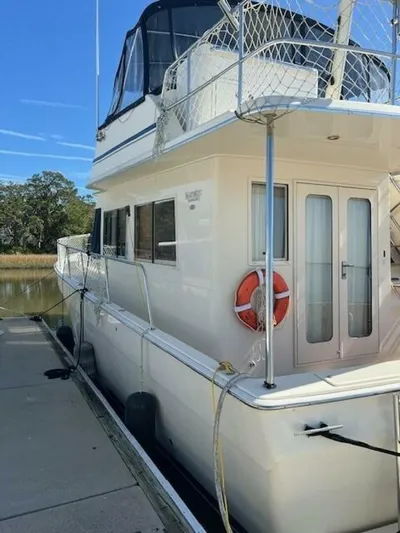  Yacht Photos Pics 2006 Mainship 43 Trawler - Image 12