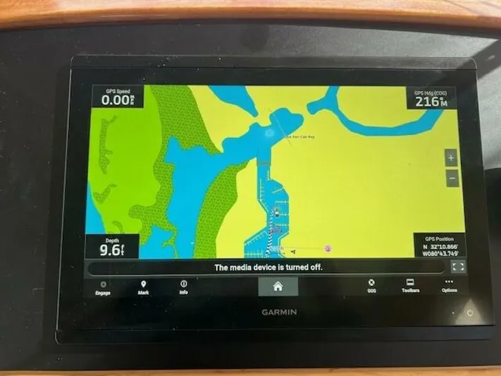  Yacht Photos Pics 2006 Mainship 43 Trawler - Image 30