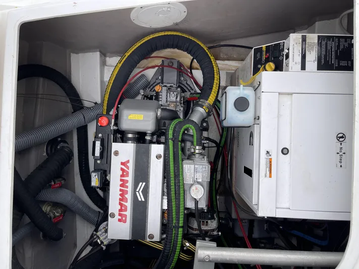  Yacht Photos Pics 2023 Catana Catspace 40