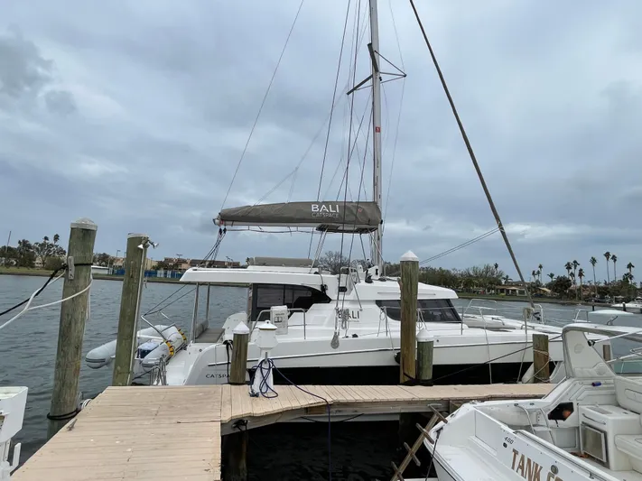  Yacht Photos Pics 2023 Catana Catspace 40