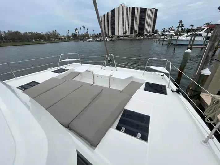  Yacht Photos Pics 2023 Catana Catspace 40