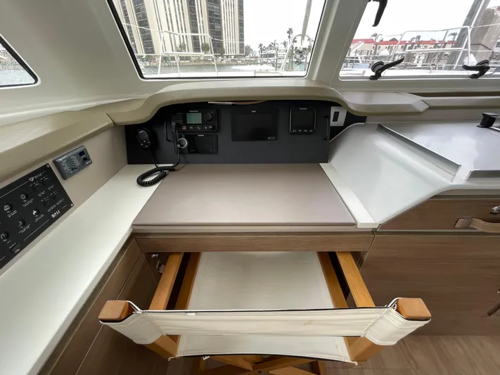  Yacht Photos Pics 2023 Catana Catspace 40