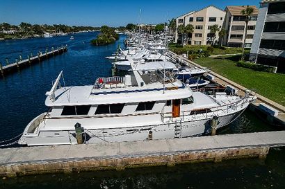 1987 68' Hatteras-Cockpit Motoryacht North Palm Beach, FL, US