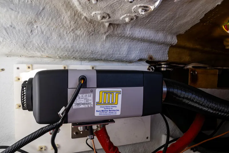 Salus Yacht Photos Pics Heating system inside a 2001 Jeanneau Sun Odyssey 40 yacht.