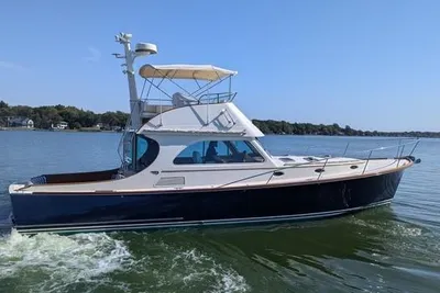 Hinckley Talaria 44 Flybridge