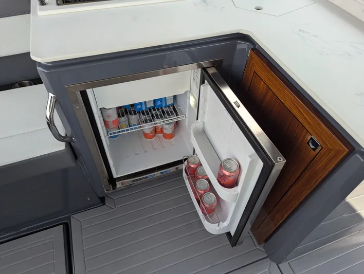 Iron Eagle Yacht Photos Pics 