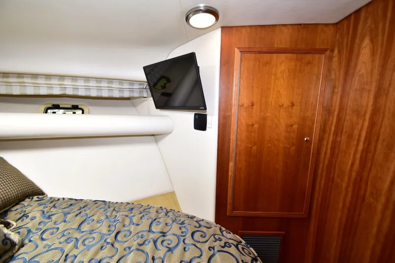 Reel Hula Yacht Photos Pics 