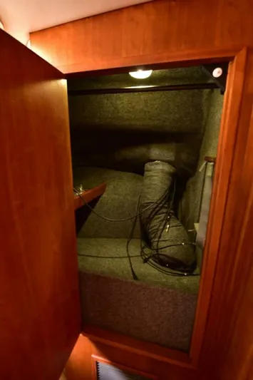 Reel Hula Yacht Photos Pics 