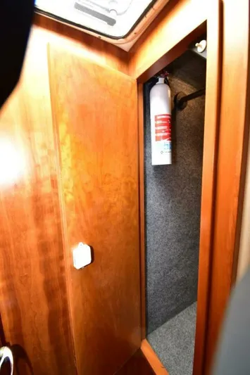 Reel Hula Yacht Photos Pics 