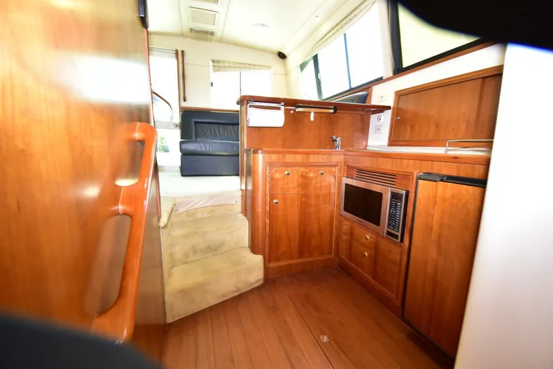 Reel Hula Yacht Photos Pics 