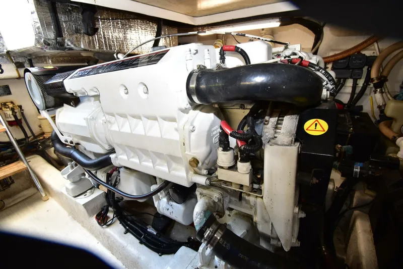 Reel Hula Yacht Photos Pics 