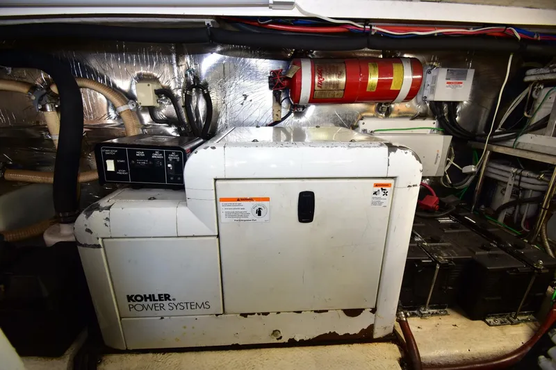 Reel Hula Yacht Photos Pics 