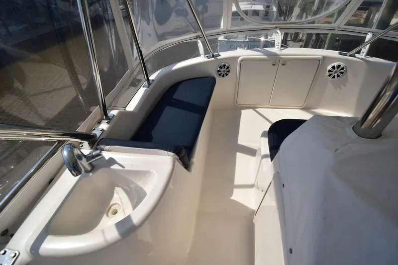 Reel Hula Yacht Photos Pics 