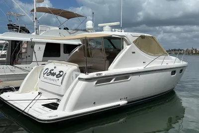 Tiara Yachts 3900 Sovran
