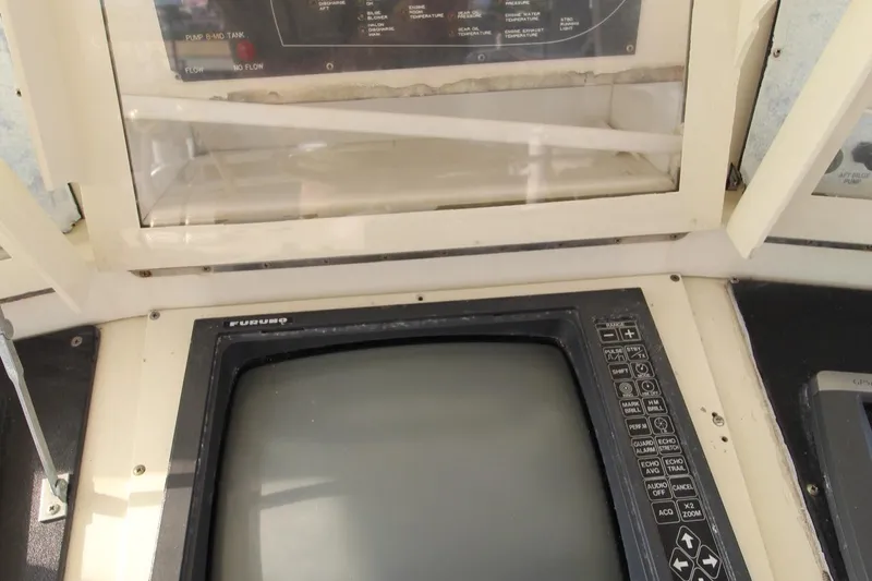 Sun Rise L Yacht Photos Pics 1990 Viking 57 Convertible Sun Rise l-Flybridge