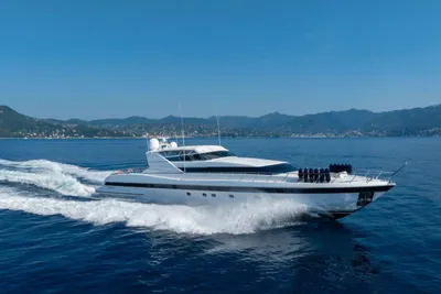 Mangusta 105 Sport