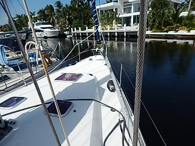 2011 Beneteau Oceanis 43 Family