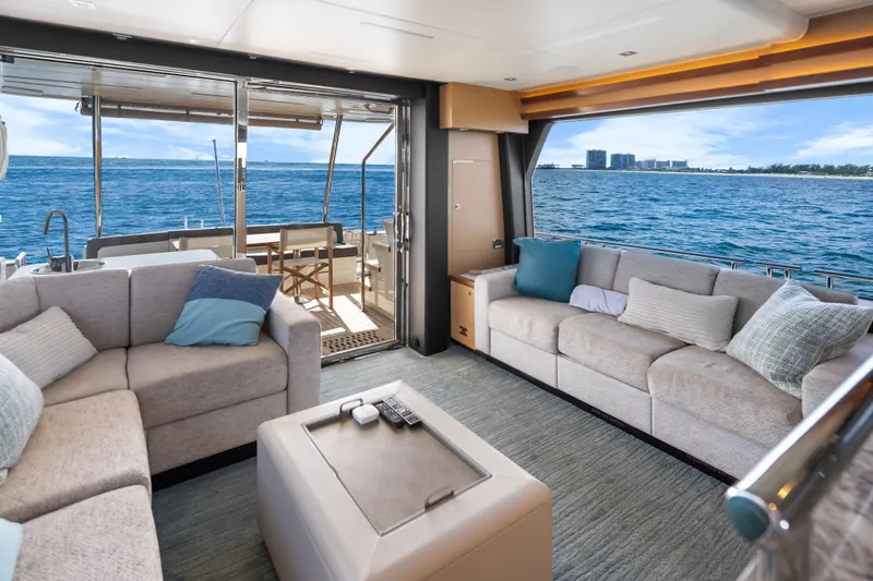 Mocean Yacht Photos Pics Luxurious interior of 2021 Ocean Alexander 70E Motoryacht with ocean view.