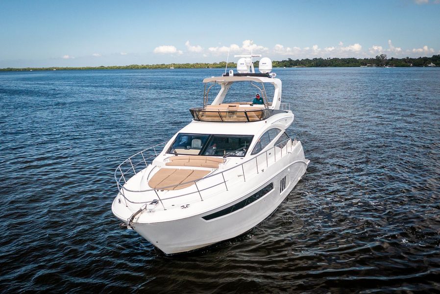 2016 Sea Ray L590 Fly