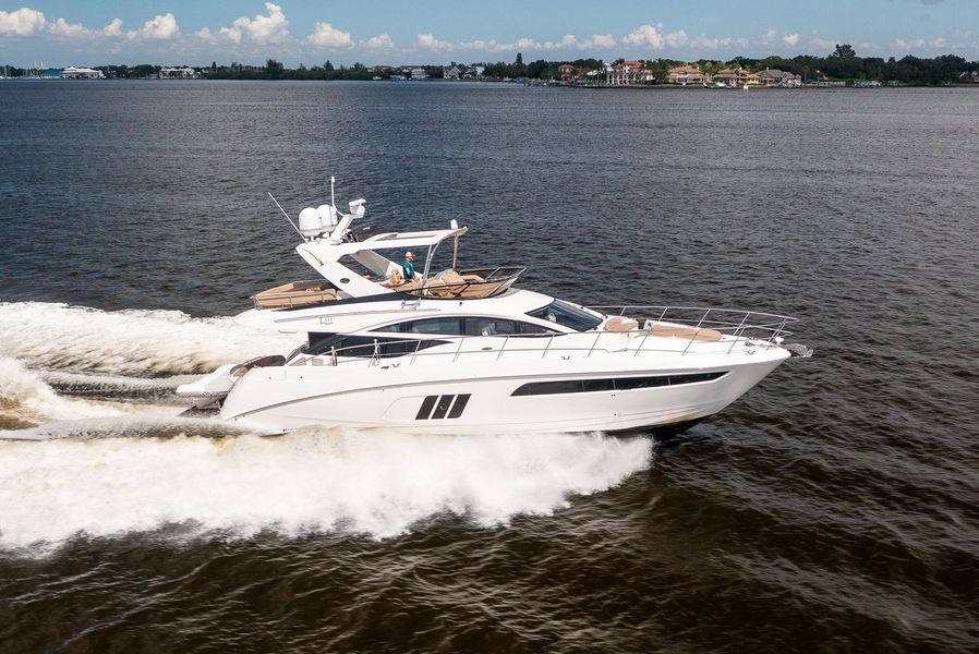 2016 Sea Ray L590 Fly