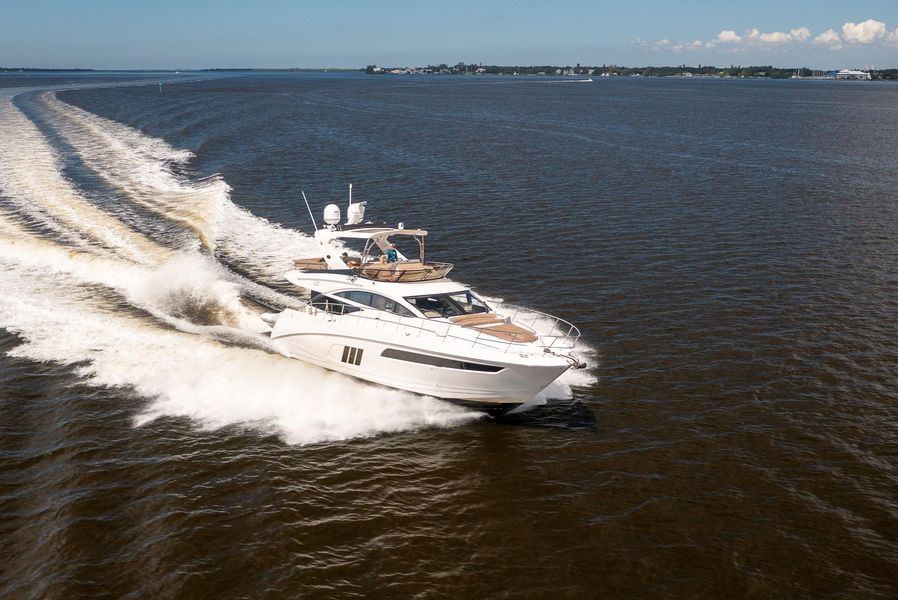 2016 Sea Ray L590 Fly