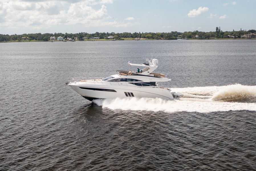 2016 Sea Ray L590 Fly