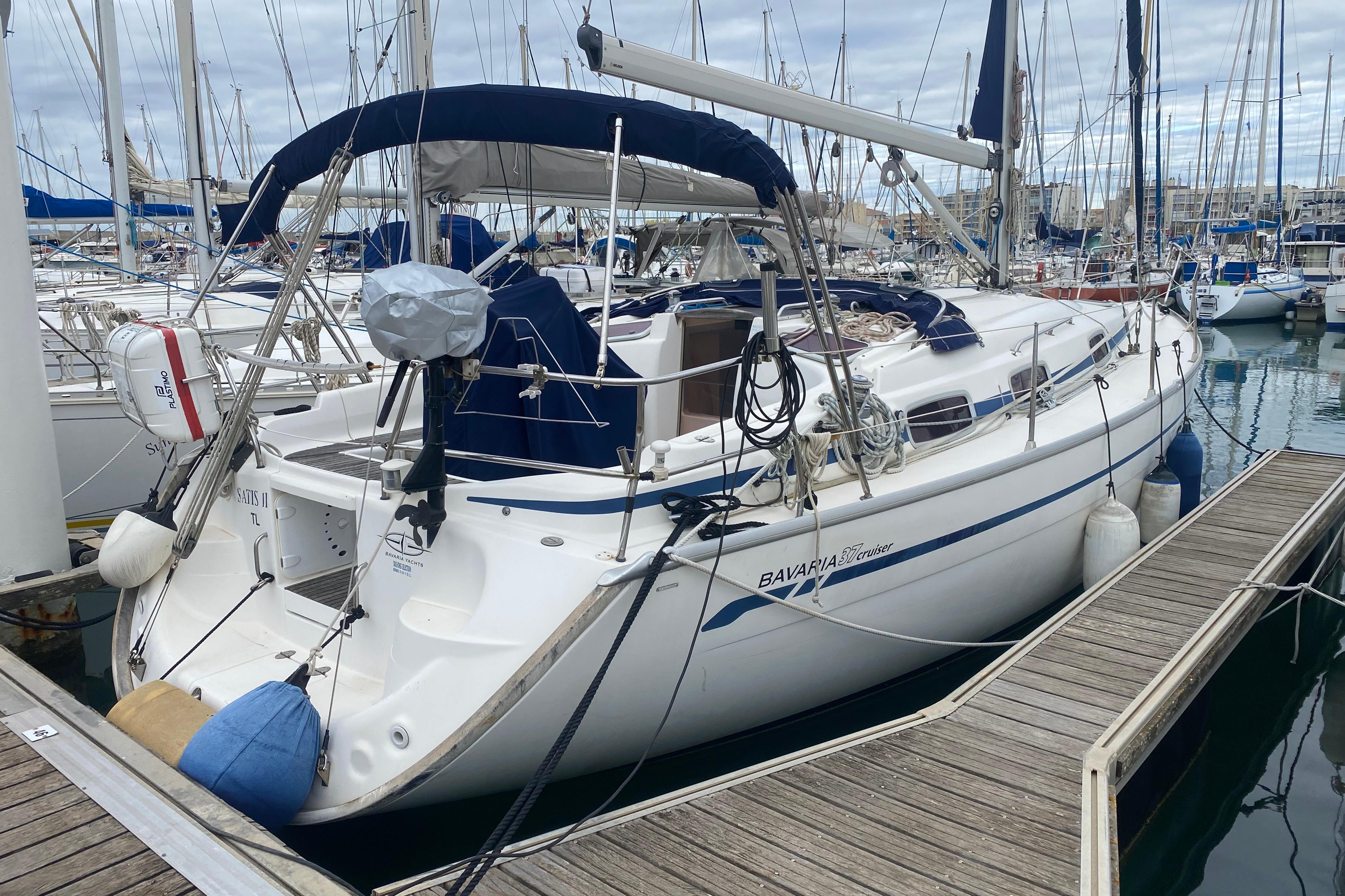 2006 Bavaria 37 Cruiser