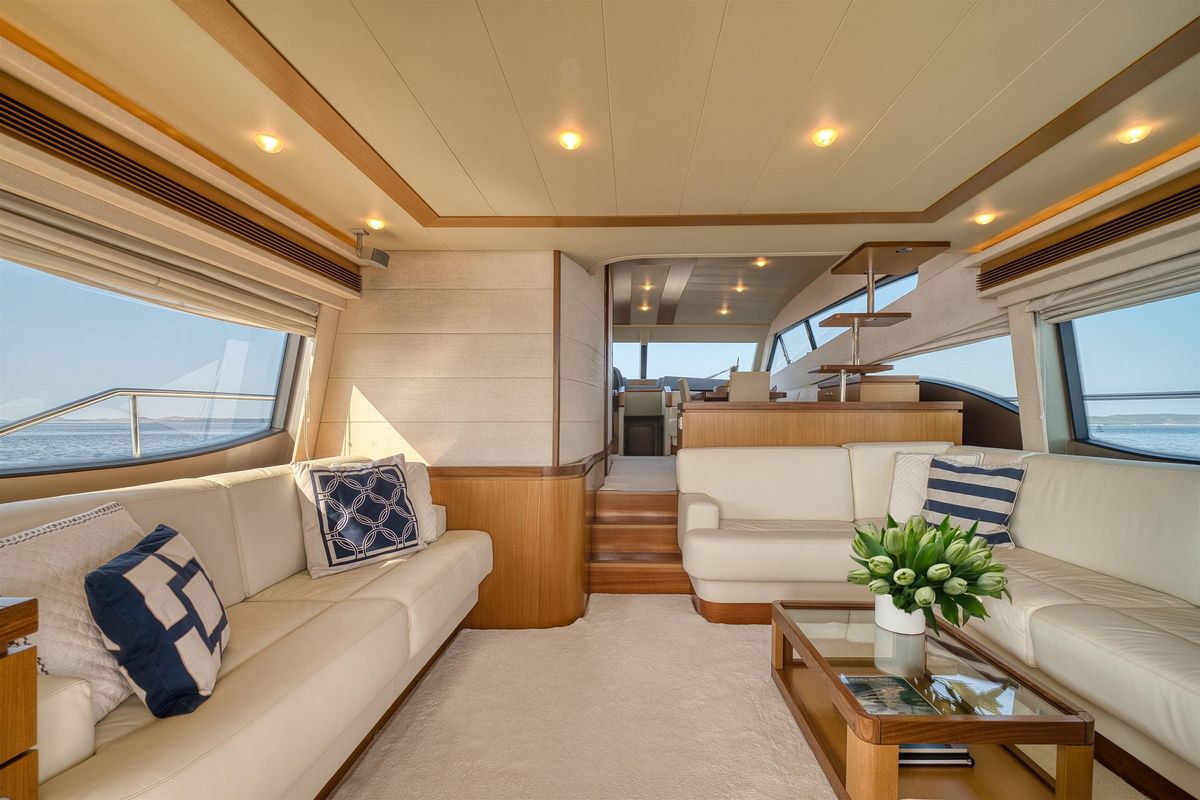 2006 Ferretti Yachts 69 