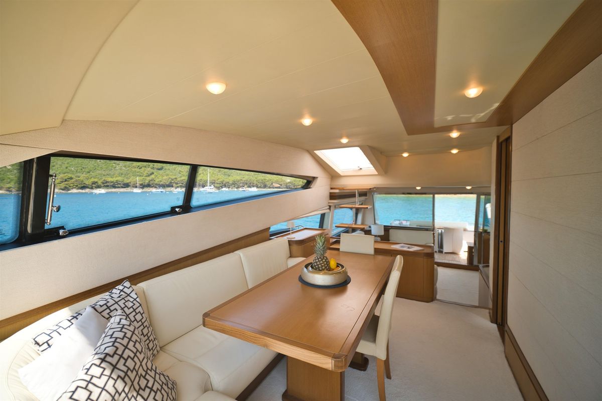 2006 Ferretti Yachts 69 